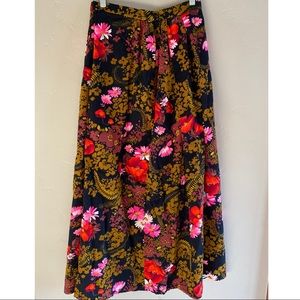 Vintage flowered colorful long skirt